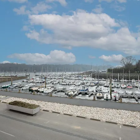 Maison Au Port De Holiday home Lezardrieux